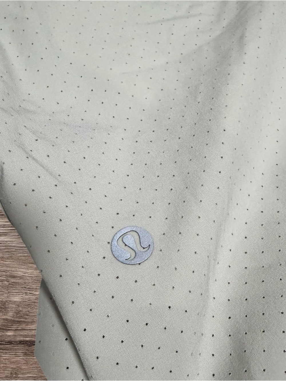 LULULEMON SHORTS - Picture 3 of 3